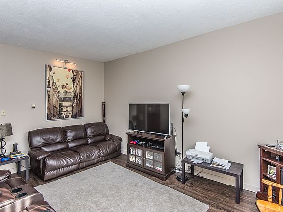 3rd image of 116 Sabrina Way SW Unit D