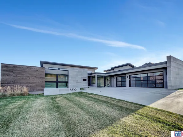3510 Firethorn Ter, Lincoln, NE 68520