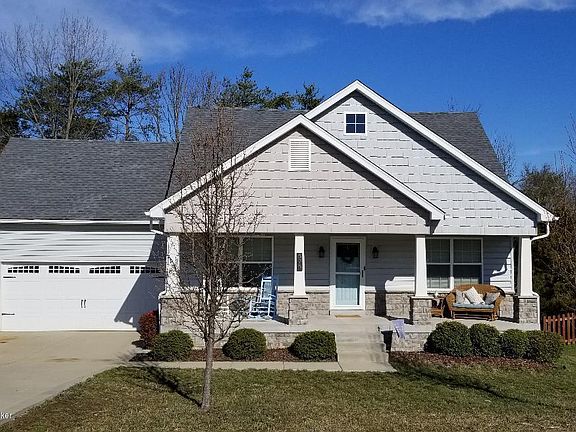 2nd image of 373 Berger Farm Dr