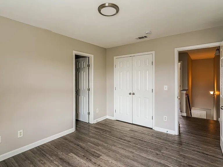 8033 Logan Dr — Photo 14