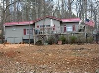 1253 Lakeshore Dr, Badin Lake, NC 28127