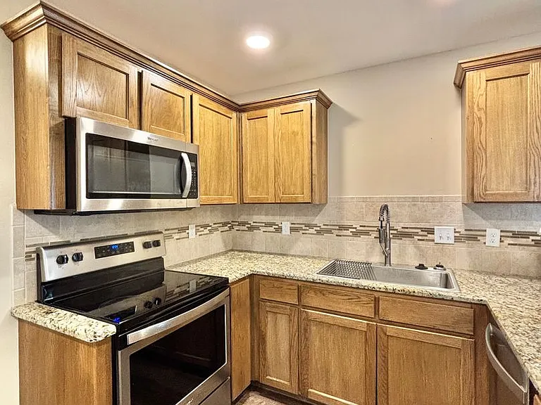 4245 Sedona Trl — Photo 7