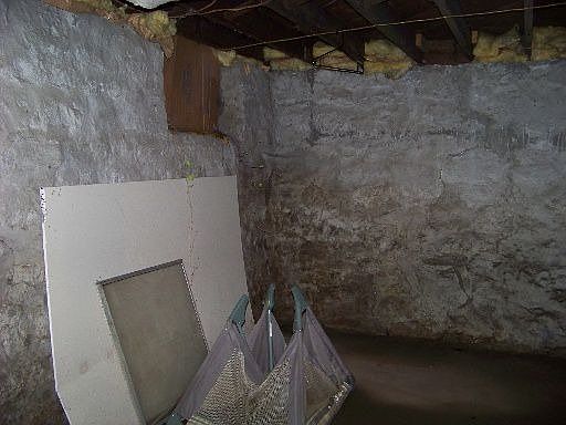 5th image of 2527 Van Brunt Blvd