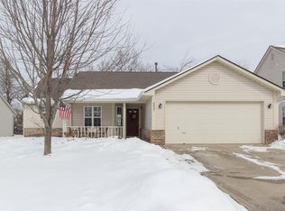 4832 Oakleigh Pkwy, Greenwood, IN 46143