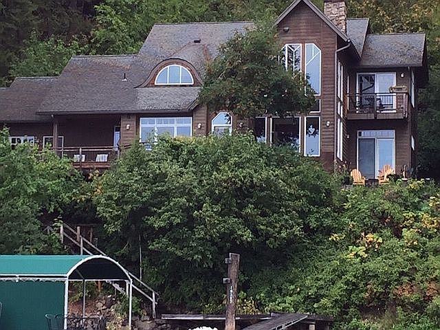 Hayden Lake curb appeal