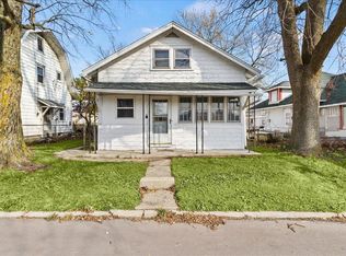 109 Sunset St, Russells Pt, OH 43348