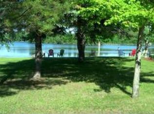 618 S Point Dr, Gladwin, MI 48624