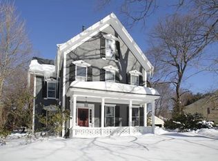 49 Woodlawn Ave, Wellesley, MA 02481