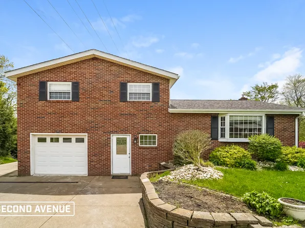 149 Crandon Cir, Beaver, PA 15009