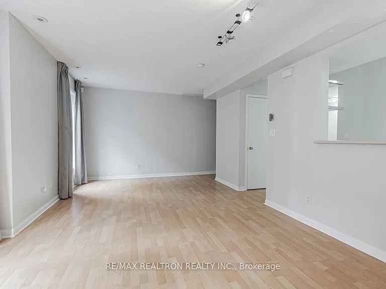 3 Everson Dr #228 — Photo 7