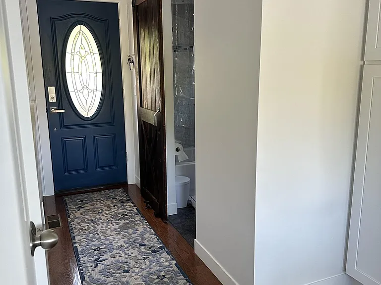 210 Shore Rd — Photo 6