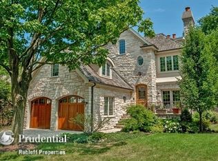 1228 Middlebury Ln, Wilmette, IL