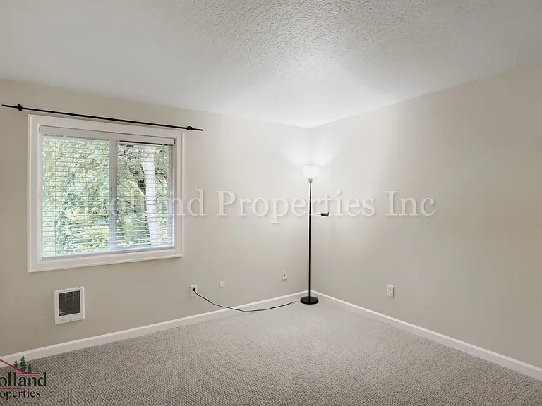 2680 SW 87th Ave #5 — Photo 10
