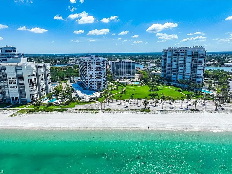 4031 Gulf Shore Blvd N #55 — Photo 42
