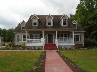 821 New Hope Church Rd, Como, NC 27818