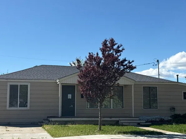 814 S Fruitland St, Kennewick, WA 99336