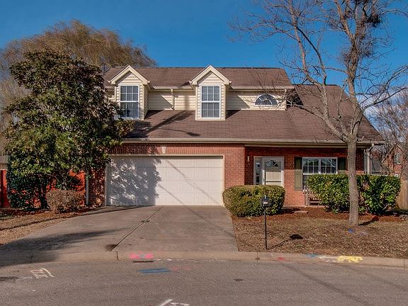 2nd image of 608 Dusk Ct