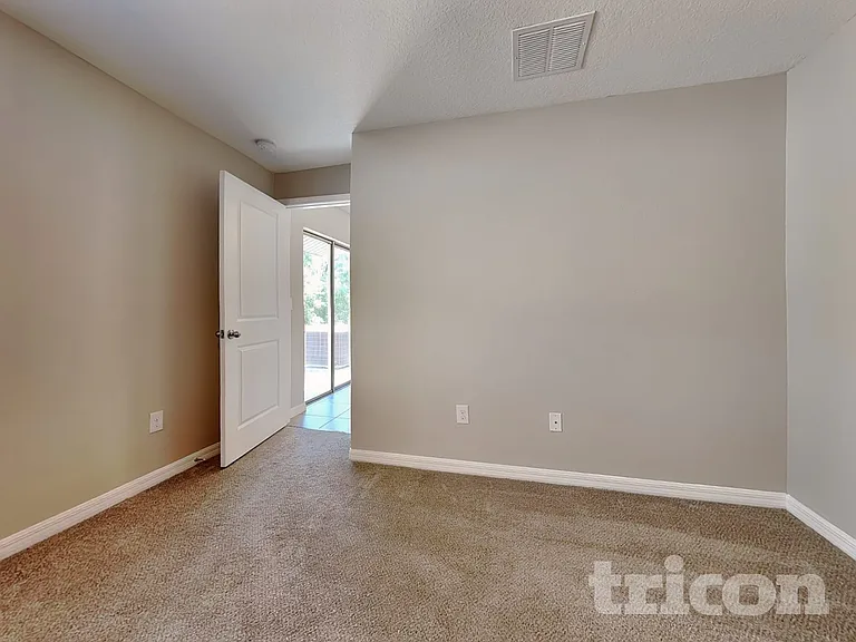 12739 Lemon Pepper Dr — Photo 5
