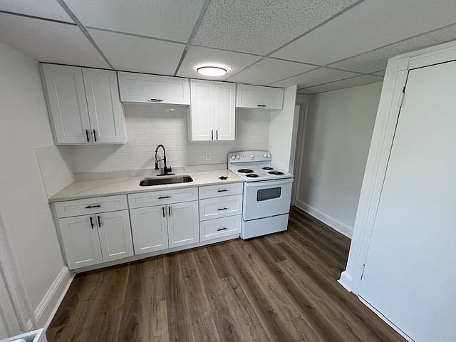 1st image of 201 E Delaware Ave APT B
