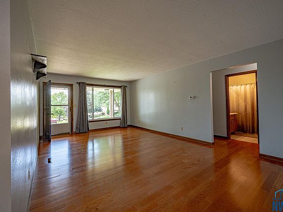 4th image of 4624 Cherrywood Ln