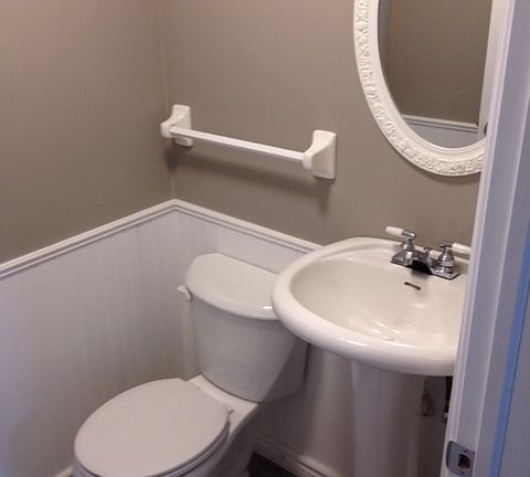 5th image of 433 Dewitt St