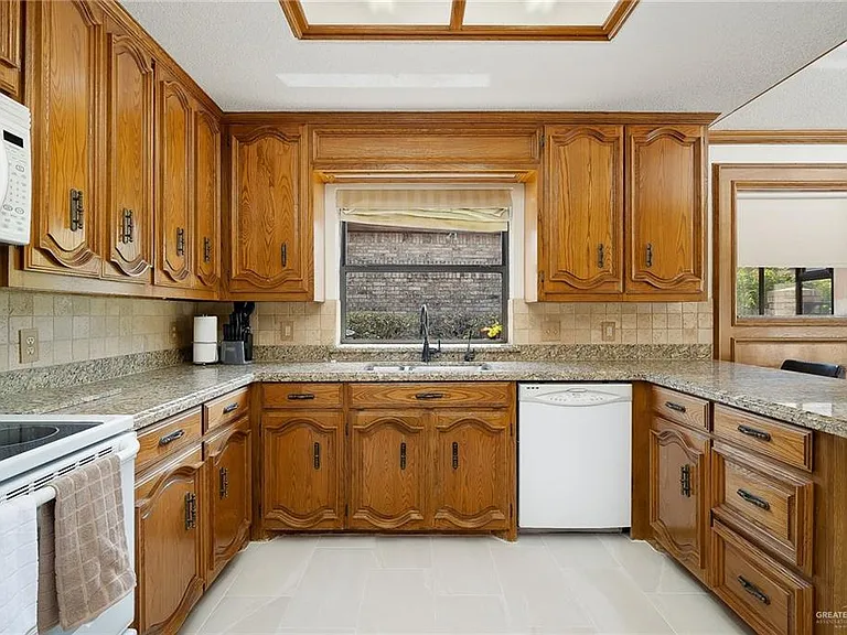 812 Rio Grande Dr — Photo 11