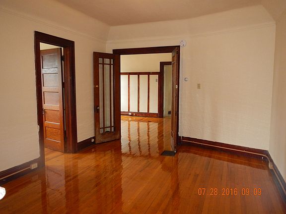 5th image of 1215 Madison St #3