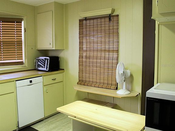 3rd image of 476 NEEDLE PALM STREET