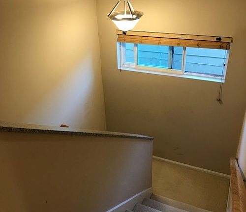 3rd image of 550 W Olive St
