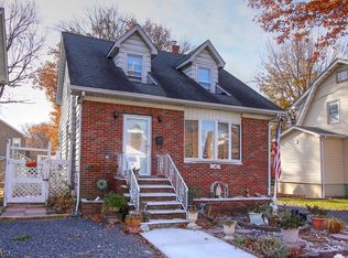 449 W 2nd Ave, Roselle, NJ 07203
