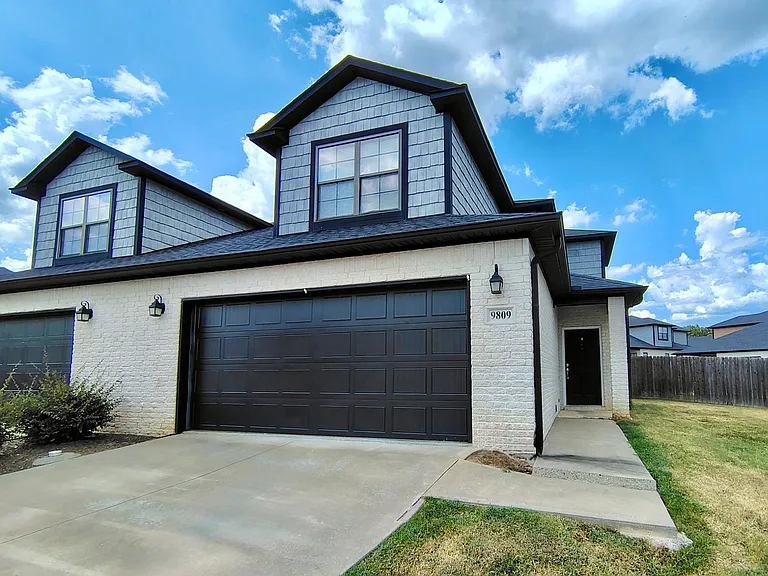 9809 Mylea Cir — Photo 1