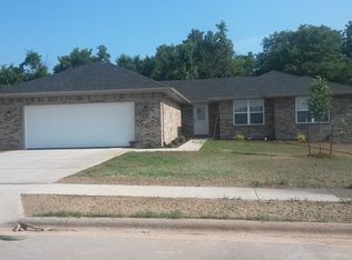 3213 E Bradford St, Republic, MO 65738