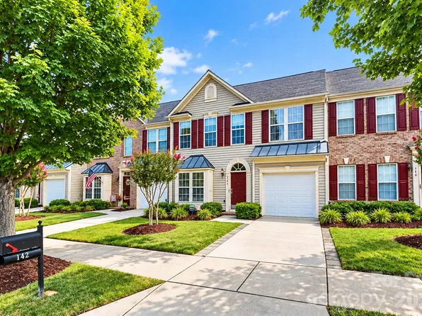 142 S Arcadian Way, Mooresville, NC 28117
