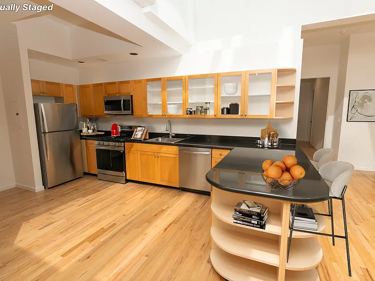 80 Nassau St #4A — Photo 3