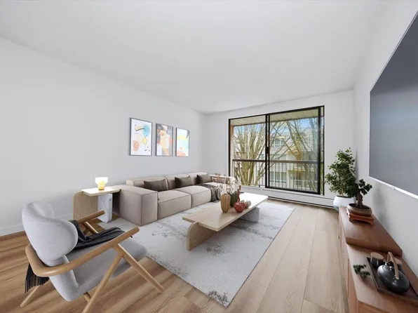 8511 Ackroyd Rd #213, Richmond, BC V6X 3E7