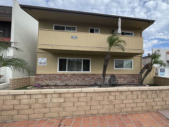 3rd image of 3109 S El Camino Real APT B