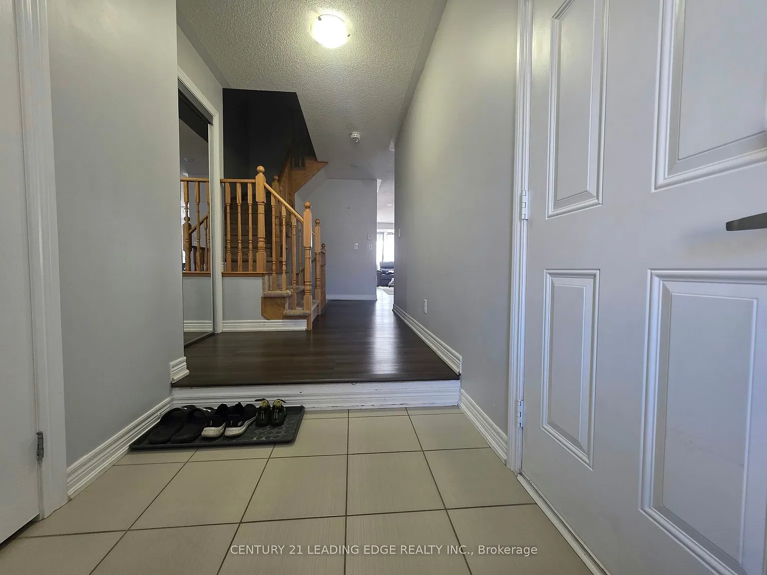 4 bed, $3,100 — Photo 2