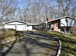 3 Lost Acre Ln, Weston, CT 06883