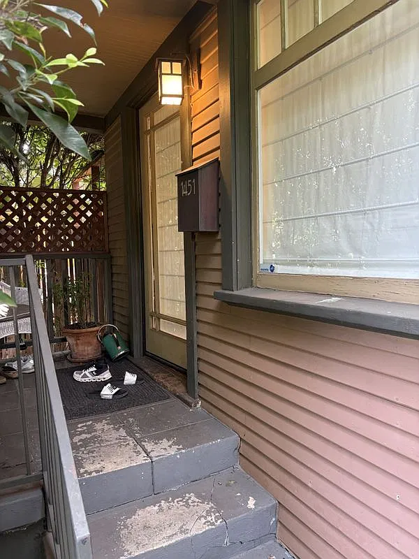 1 bed, 1.0 bath, 816 sqft, $3,500 — Photo 2
