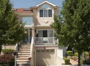 63 Herrick Ave, Staten Island, NY 10309