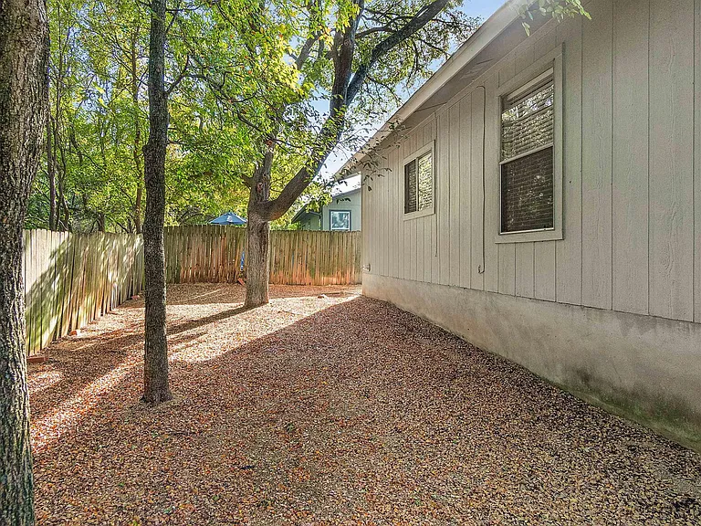 8311 Treehouse Ln — Photo 51