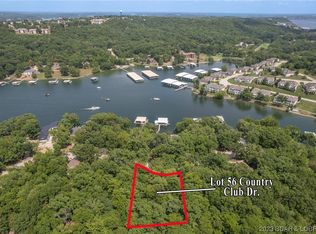 56 Country Club Dr, Lake Ozark, MO 65049