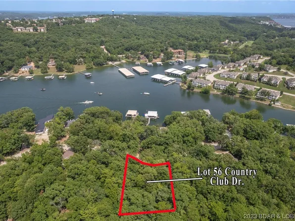 56 Country Club Dr, Lake Ozark, MO 65049