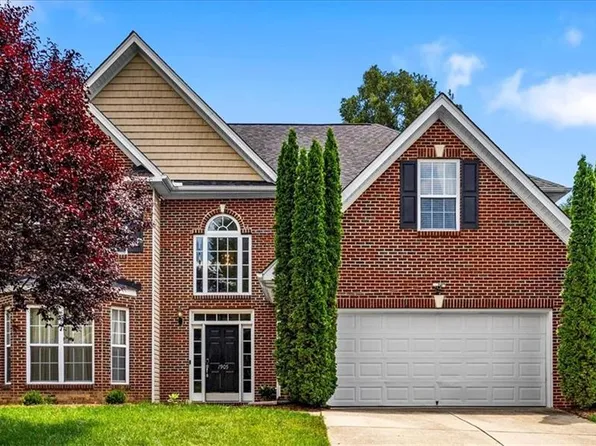 1905 Buckminster Dr, Whitsett, NC 27377