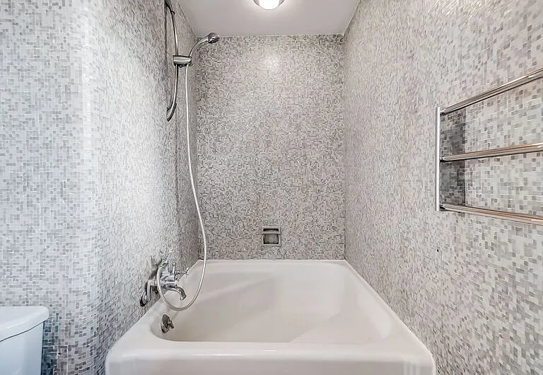 2881 Observatory Ave #2 — Photo 42