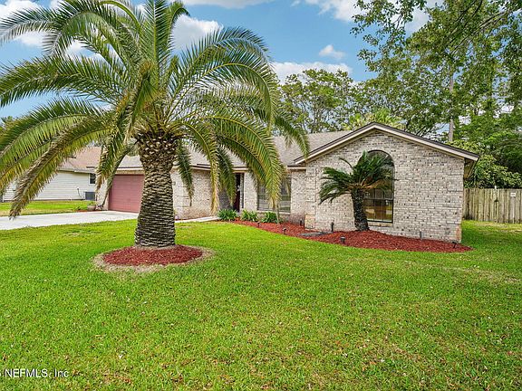 2nd image of 14360 CRYSTAL COVE Drive S