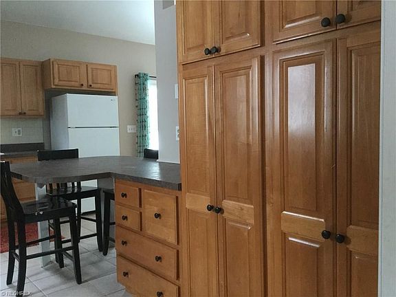 5th image of 2382 Lyon Blvd