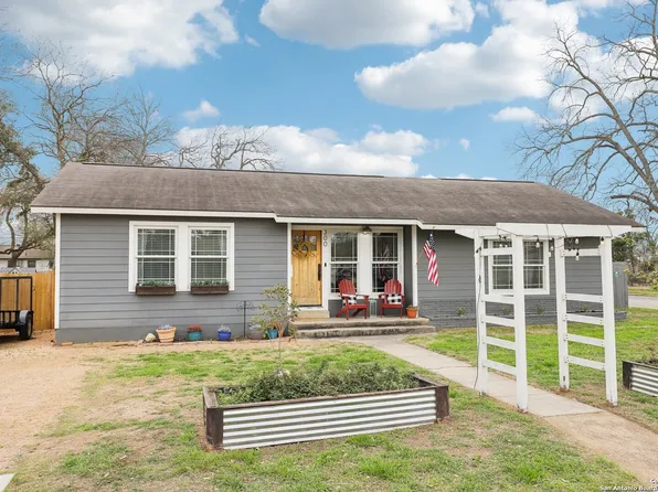 300 Mitchell, Schertz, TX 78154