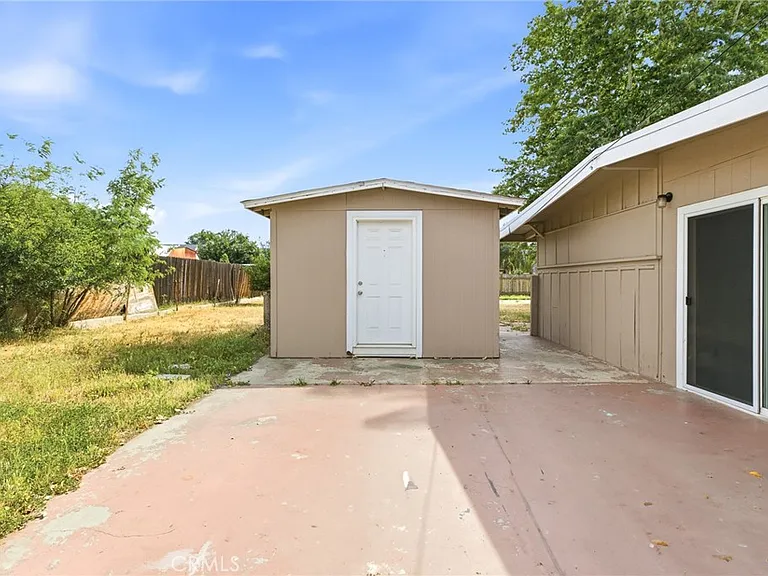 40861 Whittier Ave — Photo 28