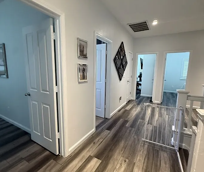 10856 N Bunkerhill Dr — Photo 11